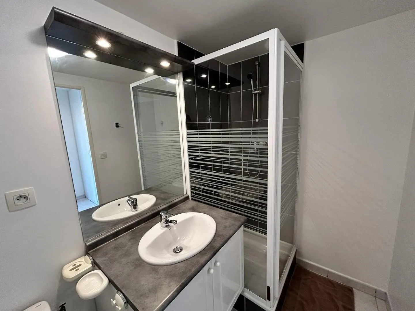 531 - Appartement T2 Vue Mer, A 100M De La Plage Erquy Apartman